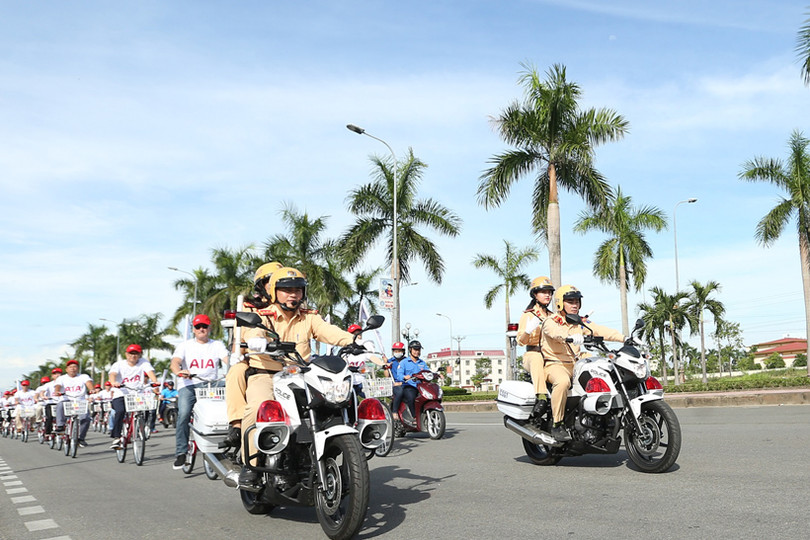 “Hành trình Cuộc sống” – mang niềm vui đến trẻ em khó khăn Hà Tĩnh