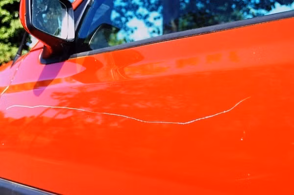 Ghi nhớ ngay 7 mẹo cực đơn giản ô tô bẩn cũng bóng loáng, sạch sẽ ngay thôi