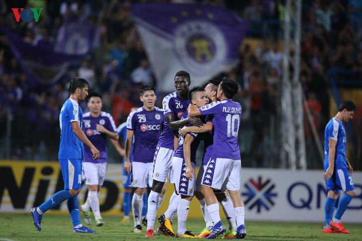 văn quyết rất tốt nhưng thầy park rất tiếc... hình 1 Văn Quyết rất tốt nhưng thầy Park rất tiếc...