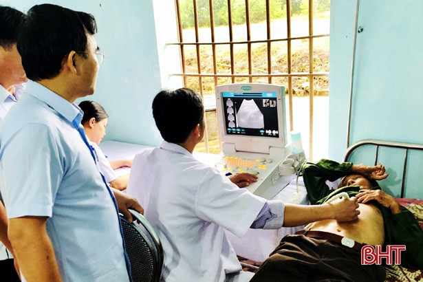 Hơn 200 người dân Kỳ Hợp được khám, cấp thuốc miễn phí trị giá 30 triệu đồng