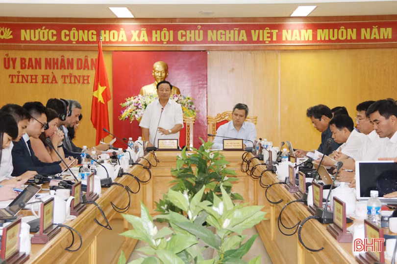 Nghiên cứu, bổ sung những vấn đề liên quan đến tương lai phát triển của Hà Tĩnh