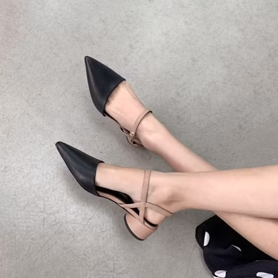 Các kiểu giày đế thấp cho chị em văn phòng không thể bỏ qua