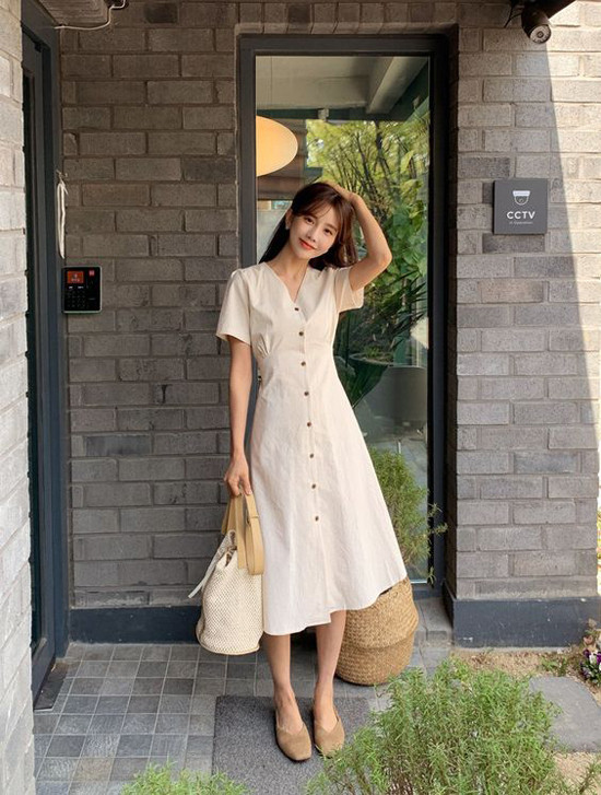 Các mẫu váy dáng dài cho nàng đón thu