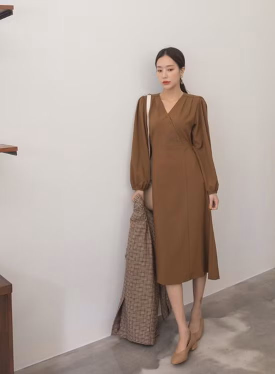 Các mẫu váy dáng dài cho nàng đón thu