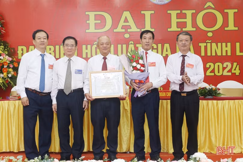 Hội Luật gia Hà Tĩnh đoàn kết - sáng tạo - vì dân - vì công lý