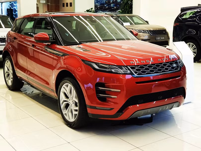 Cận cảnh Range Rover Evoque 2020 vừa về Việt Nam, giá 3,68 tỷ đồng