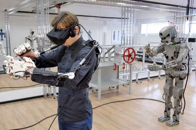 Robot giống hệt con người vừa được Nga phóng lên không gian ảnh 2 Robot giống hệt con người vừa được Nga phóng lên không gian