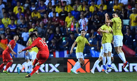 ĐT Thái Lan triệu tập 33 cầu thủ chuẩn bị cho cuộc “đại chiến” với Việt Nam