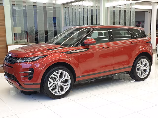 Cận cảnh Range Rover Evoque 2020 vừa về Việt Nam, giá 3,68 tỷ đồng