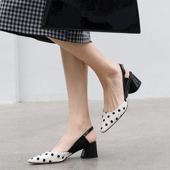 Các kiểu giày đế thấp cho chị em văn phòng không thể bỏ qua