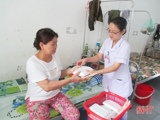 “Thêm một người nghèo được giúp đỡ là tôi thấy ấm lòng”