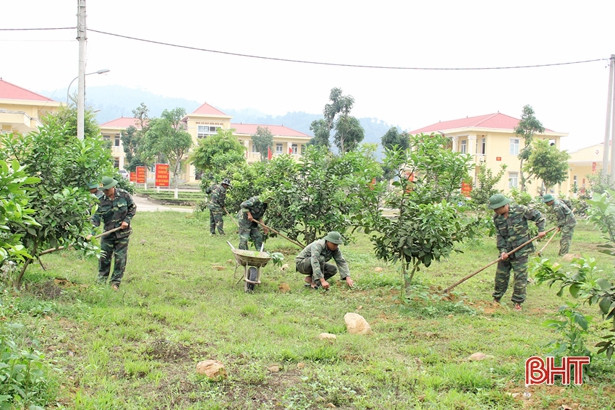 Những "nông dân" mặc áo lính trong lực lượng Biên phòng Hà Tĩnh ảnh 1 Những “nông dân” mặc áo lính trong lực lượng Biên phòng Hà Tĩnh