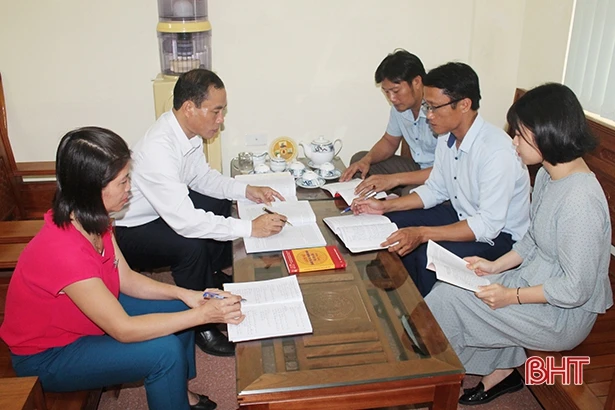 Can Lộc gấp rút hoàn thành biên soạn lịch sử đảng bộ trước khi sáp nhập xã