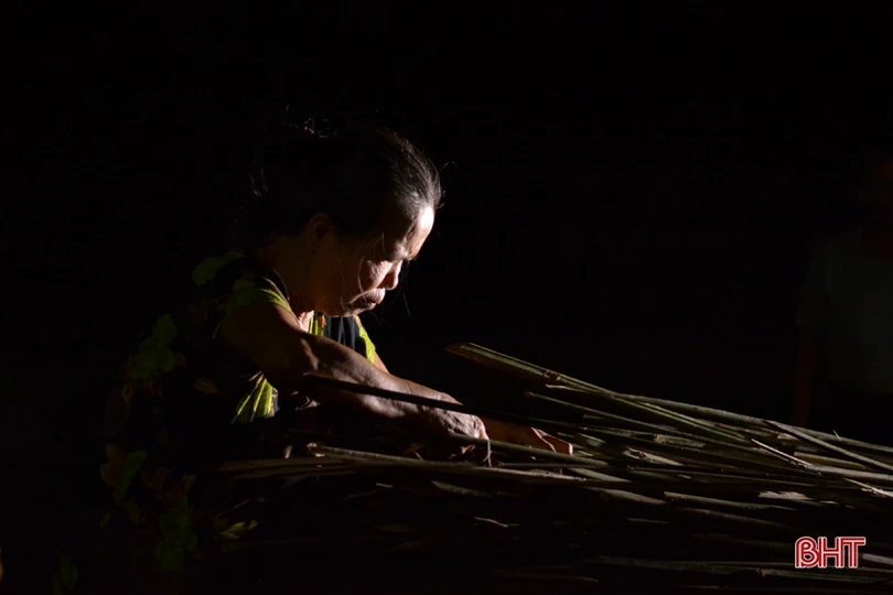 Khám phá chợ đêm gần trăm tuổi ở Hà Tĩnh