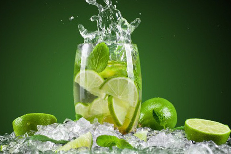 13 tác dụng đáng kinh ngạc của nước chanh