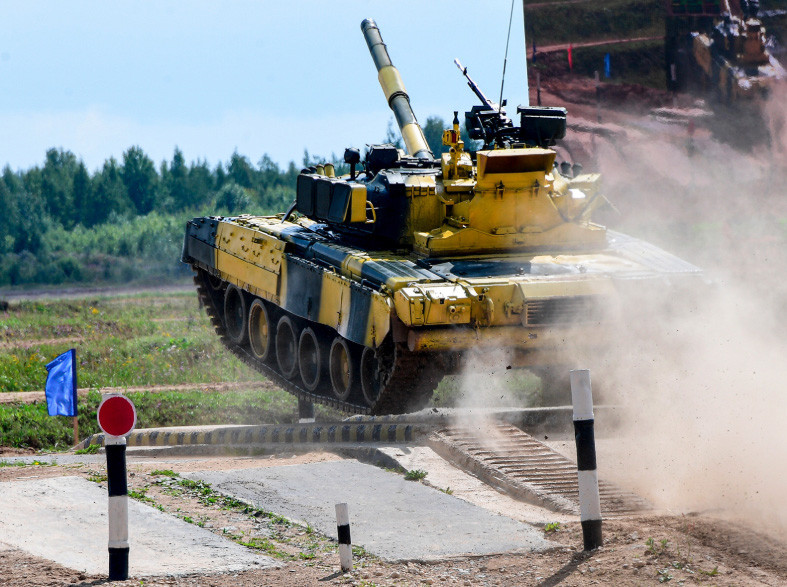 ấn tượng kíp lái xe tăng nữ đầu tiên của nga tại tank biathlon 2019 hình 8 Ấn tượng kíp lái xe tăng nữ đầu tiên của Nga