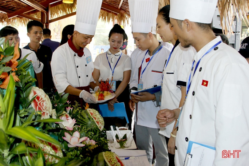12 đội tranh tài “Tinh hoa ẩm thực Hà Tĩnh lần thứ 2”