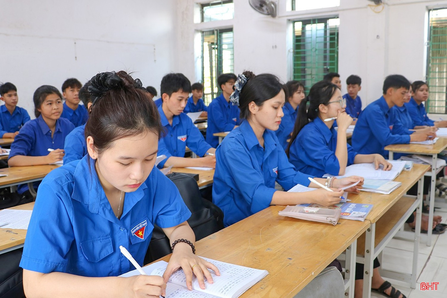 Sự đồng hành của thầy cô trong việc định hướng sớm ngành học giúp học sinh xác định mục tiêu học tập rõ ràng hơn.