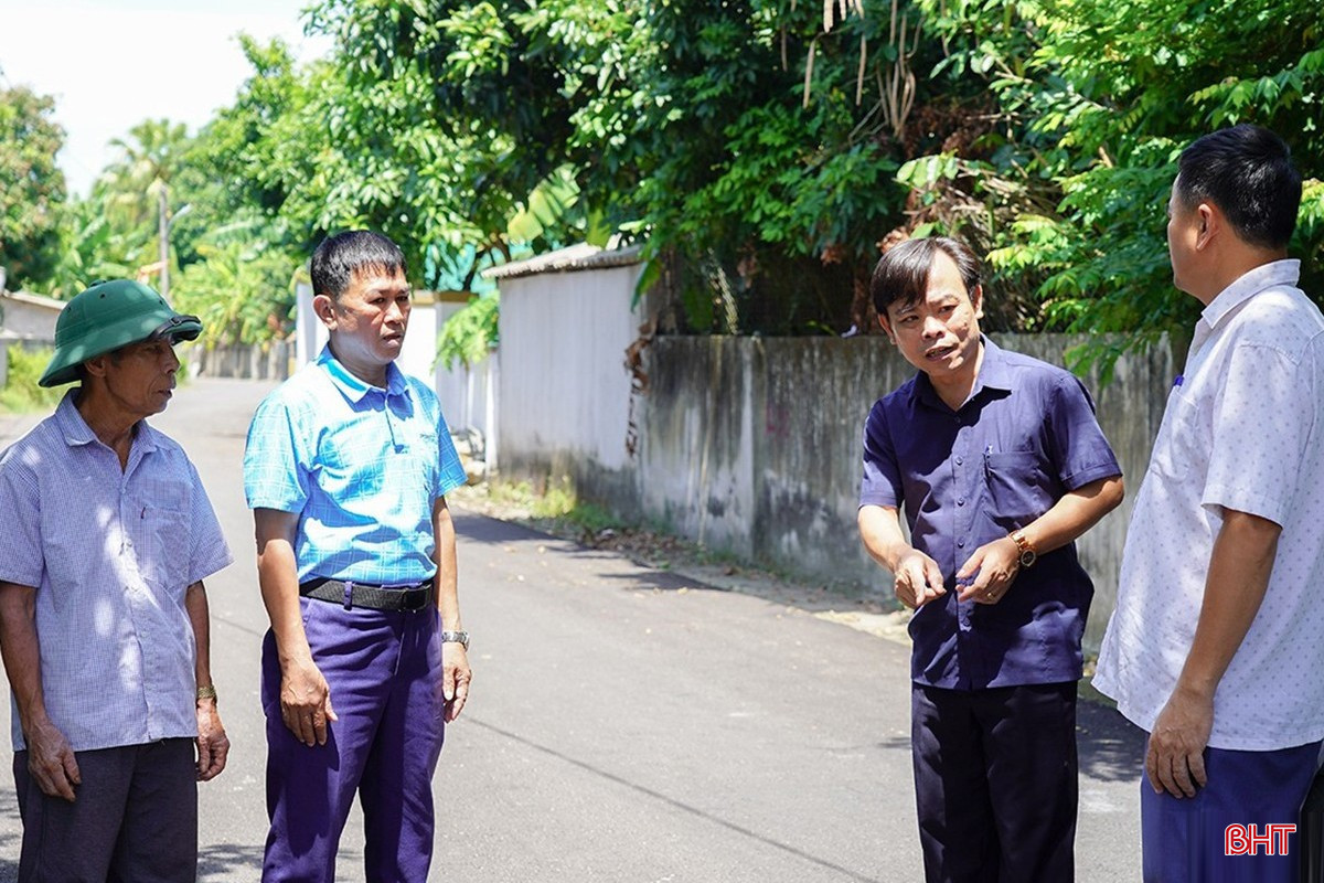 Việc tổ chức hội nghị đối thoại là cơ hội để cấp uỷ, chính quyền xã Mai Phụ tuyên truyền, chuyển tải các chủ trương, đường lối của Đảng, chính sách pháp luật của Nhà nước đến đội ngũ cốt cán thôn và bà con Nhân dân. bqbht_br_image-3.jpg