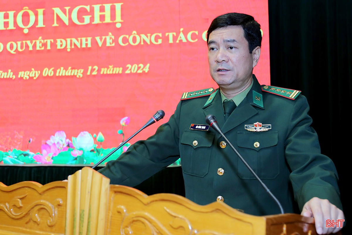 Đại tá Bùi Hồng Thanh – Chỉ huy trưởng BĐBP Hà Tĩnh phát biểu tại hội nghị. bqbht_br_4.jpg