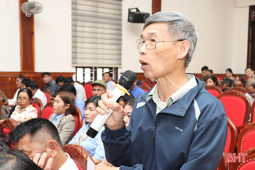 Ông Phạm Văn Luân - Bí thư Chi bộ, Trưởng ban Công tác mặt trận thôn Mỹ Trung, xã Cẩm Mỹ: Sau sáp nhập, một số nhà văn hóa thôn diện tích quá nhỏ, không đáp ứng việc sinh hoạt của thôn, đề nghị huyện quan tâm hỗ trợ xây dựng, cải tạo, nâng cấp. IMG_0414.JPG