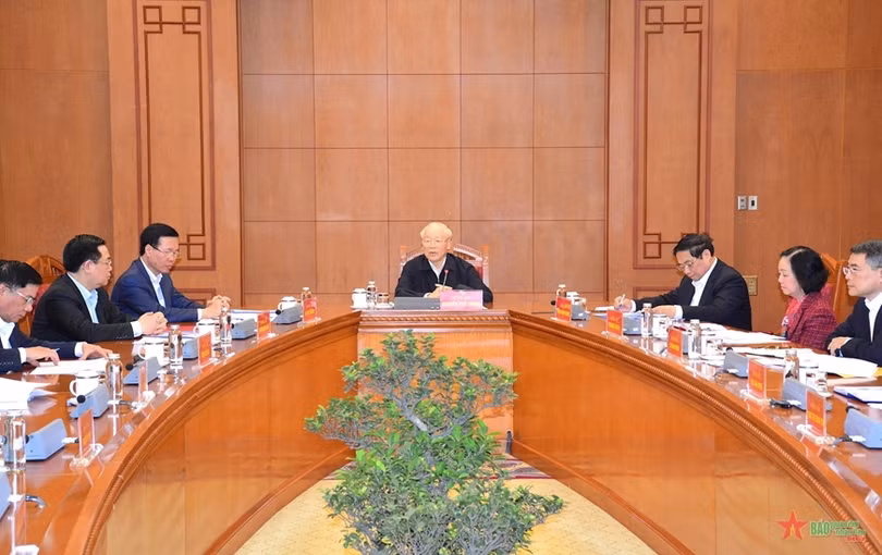 Tổng Bí thư Nguyễn Phú Trọng chủ trì phiên họp.