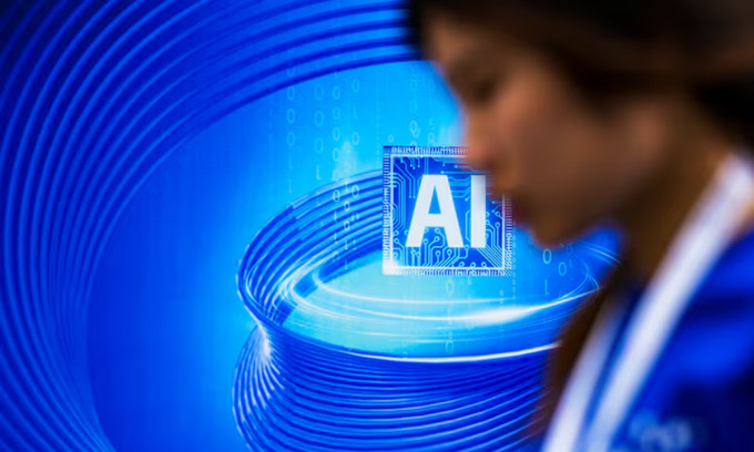 Logo AI tại Hội thảo AI thế giới WAIC diễn ra tháng 7/2023 ở Thượng Hải, Trung Quốc. Ảnh: Reuters Logo AI tại Hội thảo AI thế giới WAIC diễn ra tháng 7/2023 ở Thượng Hải, Trung Quốc. Ảnh: Reuters