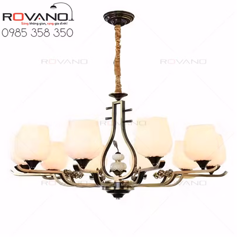 Showroom đèn 2.jpg