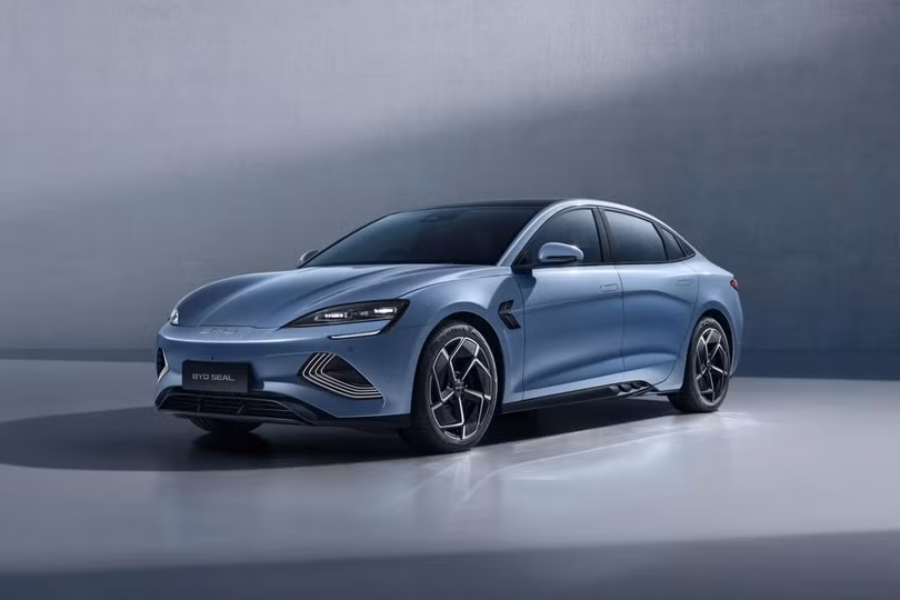 Giá bán của BYD Seal tại Thái Lan sau khi quy đổi có mức khởi điểm là 906 triệu đồng, cao nhất lên tới 1,09 tỷ đồng (Ảnh: BYD).