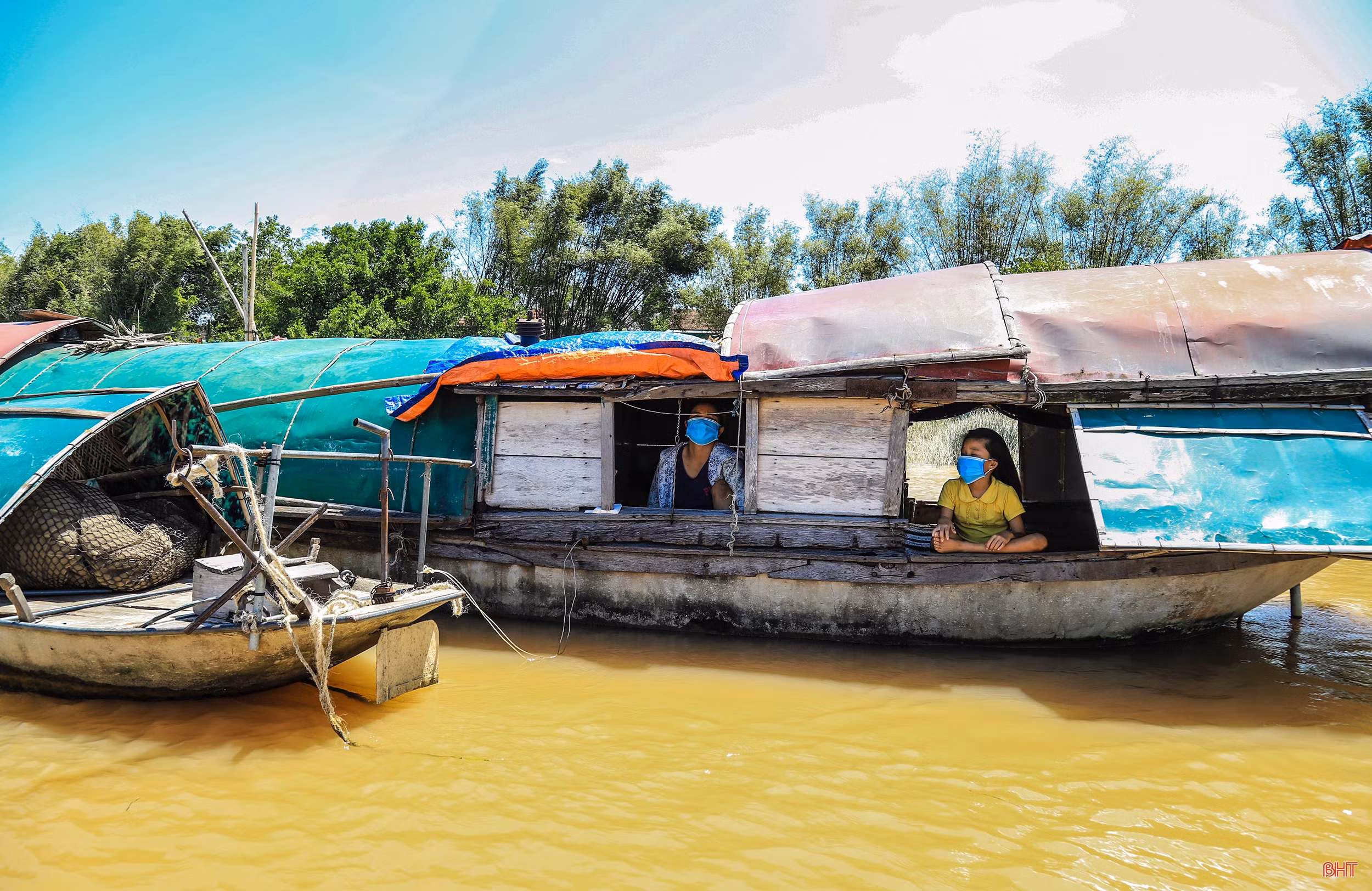 Xóm vạn chài Tiền Phong và khát vọng lên bờ