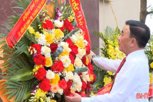 Lãnh đạo Trung ương tri ân Tổng Bí thư Trần Phú, các anh hùng liệt sỹ, Mẹ Việt Nam anh hùng