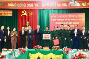 Phó Thủ tướng Thường trực Nguyễn Hòa Bình thăm, làm việc tại Hà Tĩnh