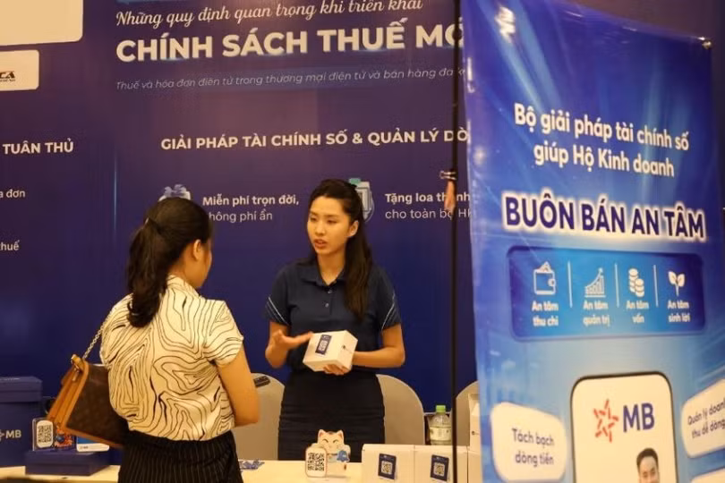 x3-5329-8976.jpg