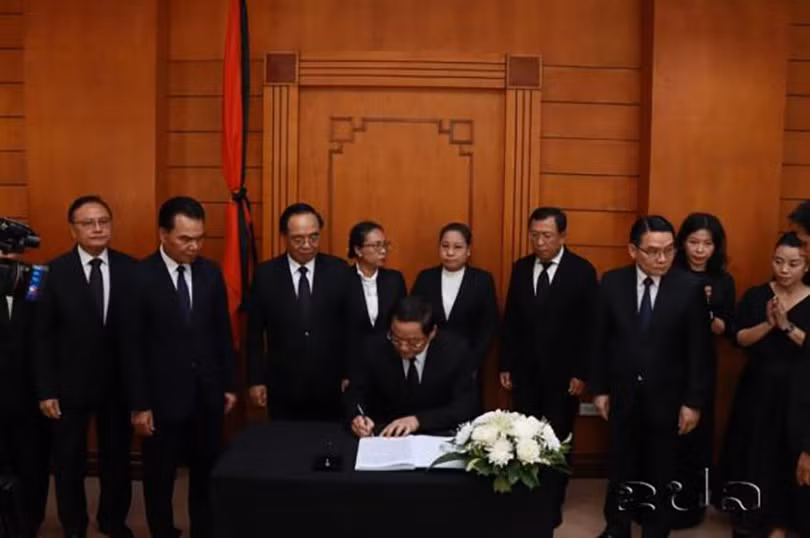 lao 7.jpg