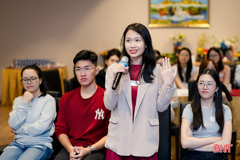 bqbht_br_5-anh-phat-bieu-tai-hoi-thao-giao-luu-cua-truong-university-of-auckland.jpg