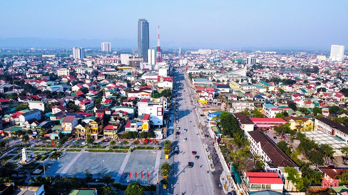 Một góc TP Hà Tĩnh hôm nay nhìn từ trên cao. bqbht_br_a6-5159.jpg