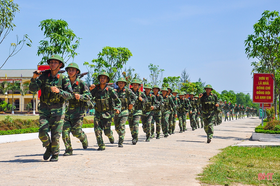 Triển lãm “Vang mãi khúc quân hành” - Sân chơi của những cựu binh đam mê nhiếp ảnh