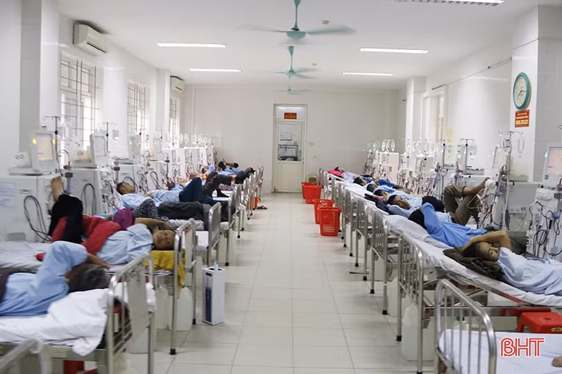 Lãnh đạo Trung ương và Hà Tĩnh trao hơn 700 suất quà tết cho các bệnh nhân tại BVĐK tỉnh