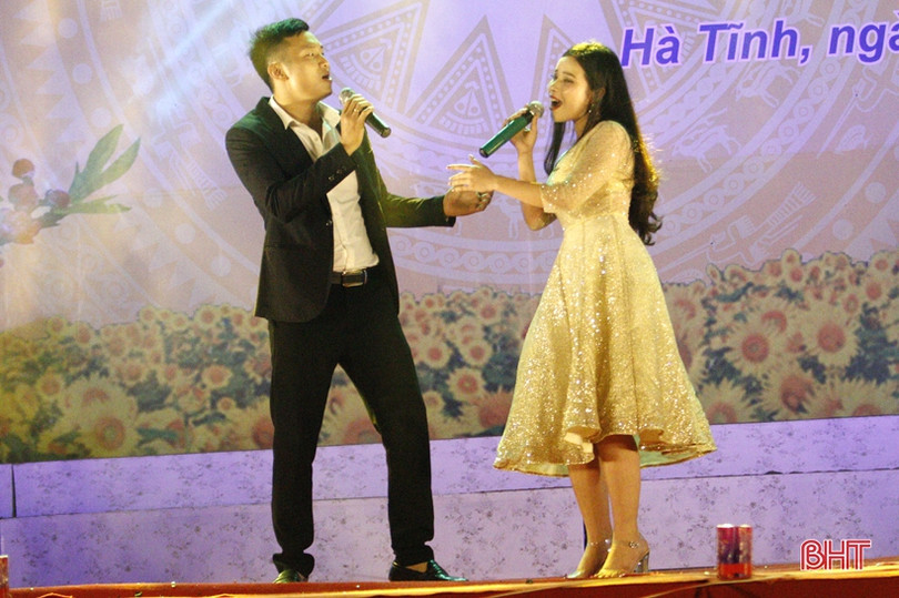 Lắng đọng chương trình nghệ thuật “Đảng cho ta mùa Xuân”