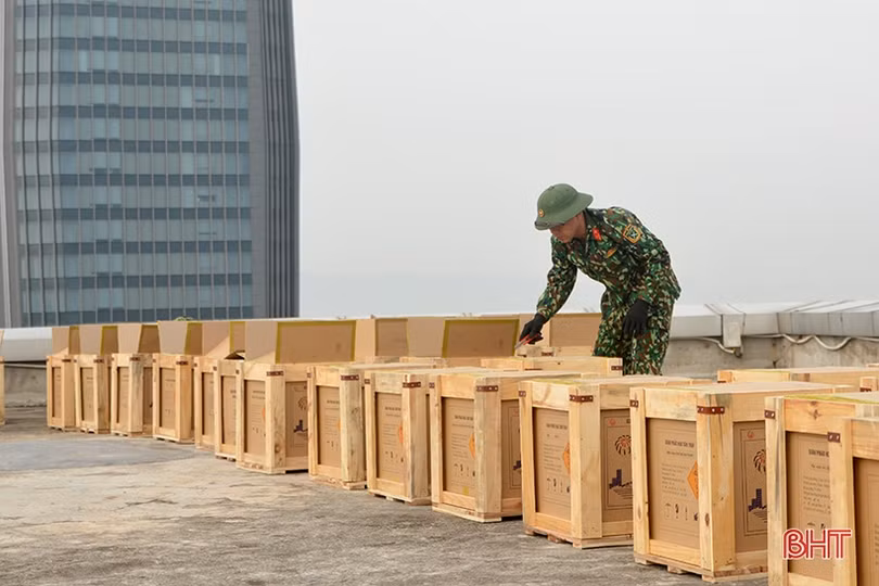 Cận cảnh “trận địa” pháo hoa ở TP. Hà Tĩnh trước giờ khai hỏa