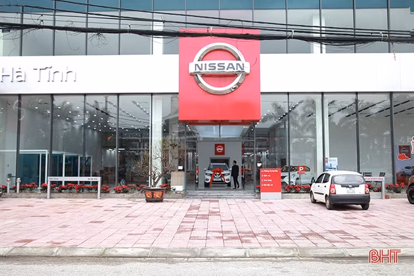 Phố, chợ Hà Tĩnh lại nhộn nhịp mua bán từ ngày mùng 2 Tết