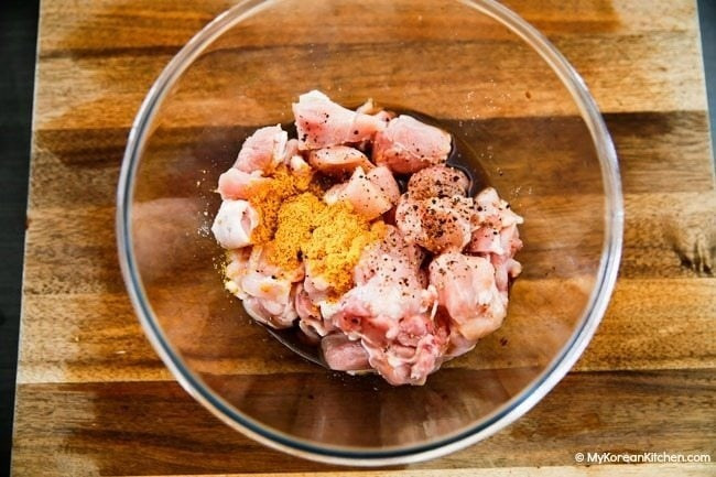 Gà rán tỏi cay ngày cuối năm, tuyệt đỉnh thơm ngon, giòn tan trong miệng