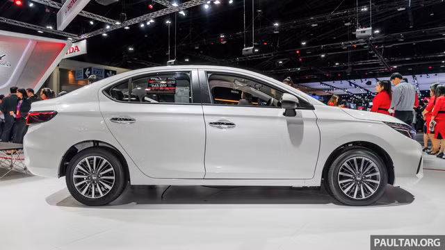 Chưa về Việt Nam, Honda City đã bị thu hồi và tạm dừng bán vì lỗi