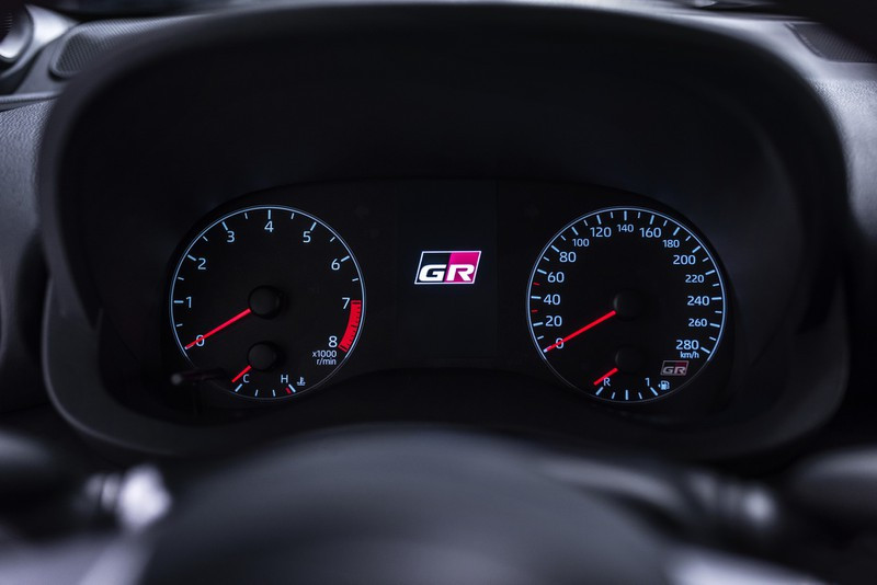ảnh chi tiết toyota gr yaris 2020 dành cho đường đua hình 10 Ảnh chi tiết Toyota GR Yaris 2020 dành cho đường đua