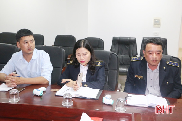 Triển khai các biện pháp phòng chống virus corona trong đêm giao thừa