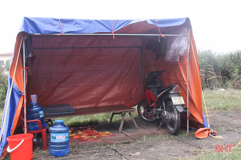 Những người “nằm sương” mang xuân về phố ở Hà Tĩnh