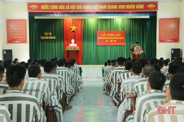 Tha tù trước thời hạn cho 115 phạm nhân cải tạo tốt ở Trại giam Xuân Hà