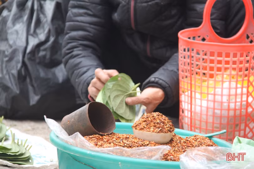 Náo nức phiên chợ tết những ngày cuối năm ở Hà Tĩnh