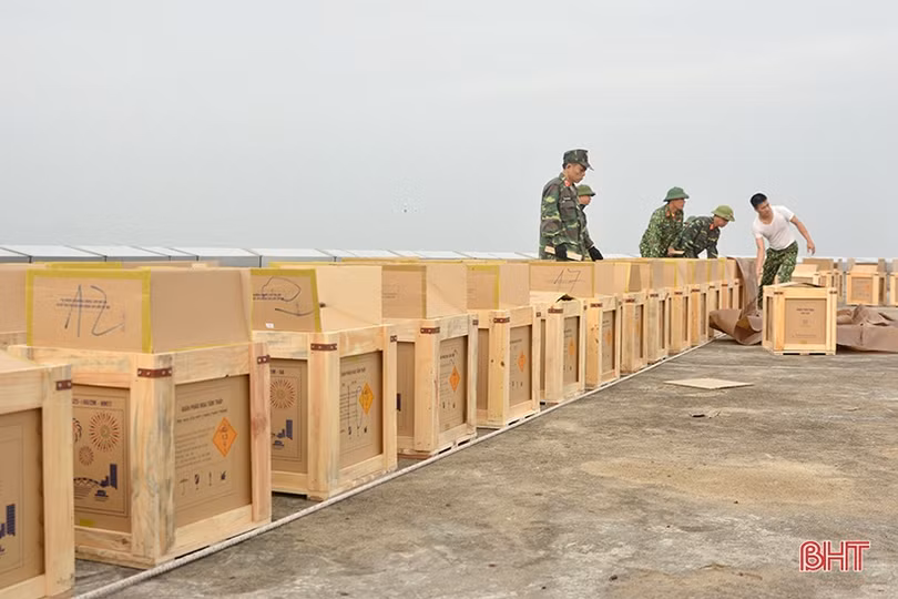 Cận cảnh “trận địa” pháo hoa ở TP. Hà Tĩnh trước giờ khai hỏa