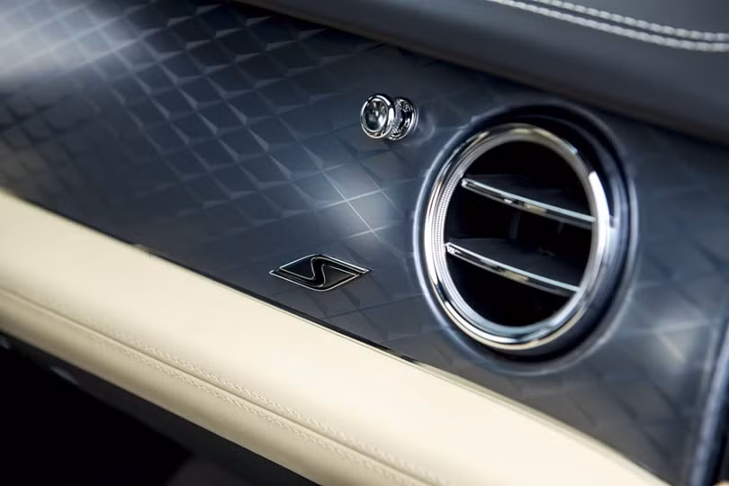 Bentley Bentayga S 2022 đầu tiên về Việt Nam, giá 18,9 tỷ đồng